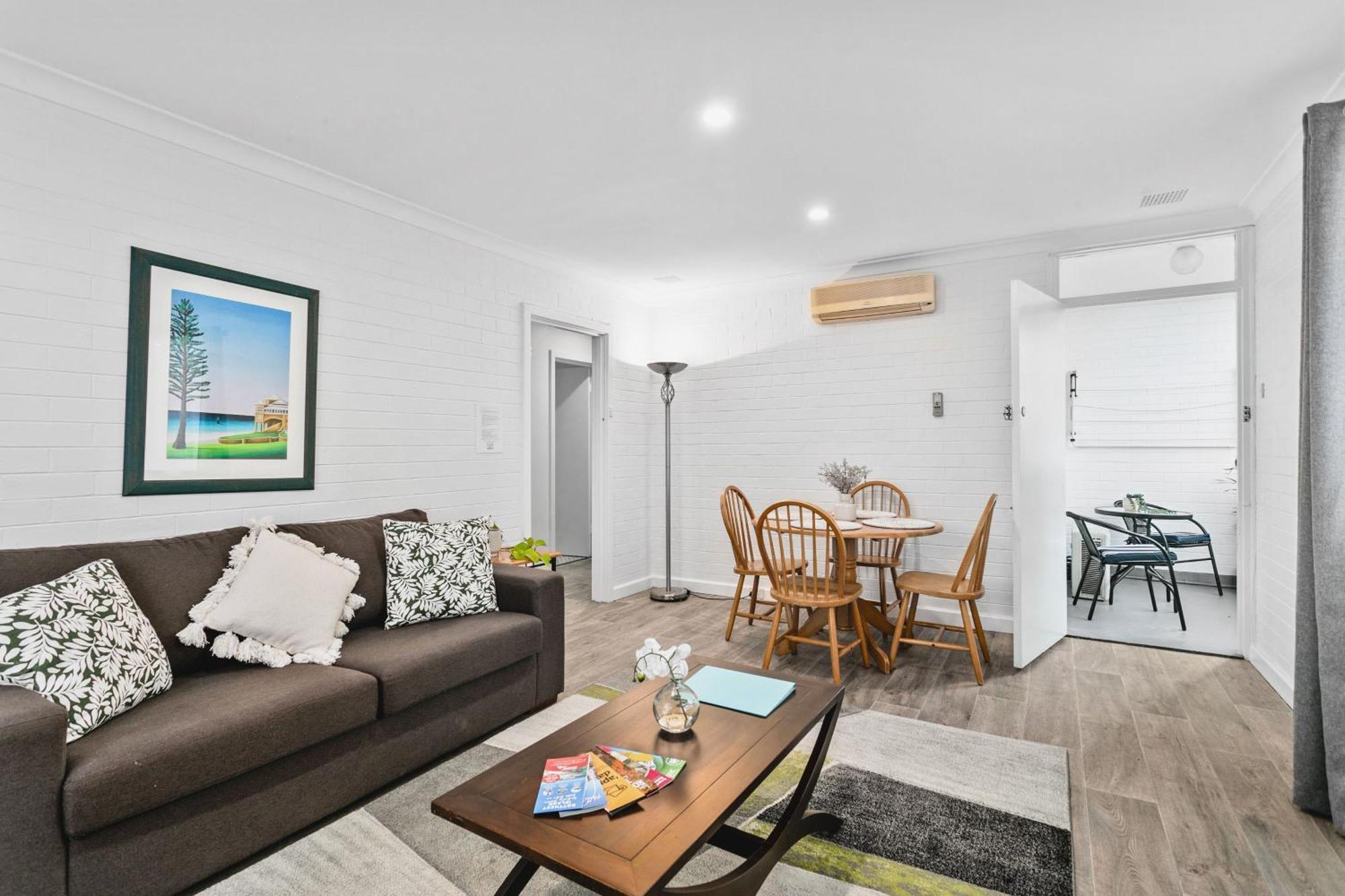 Malibu Apartments - Perth Kültér fotó