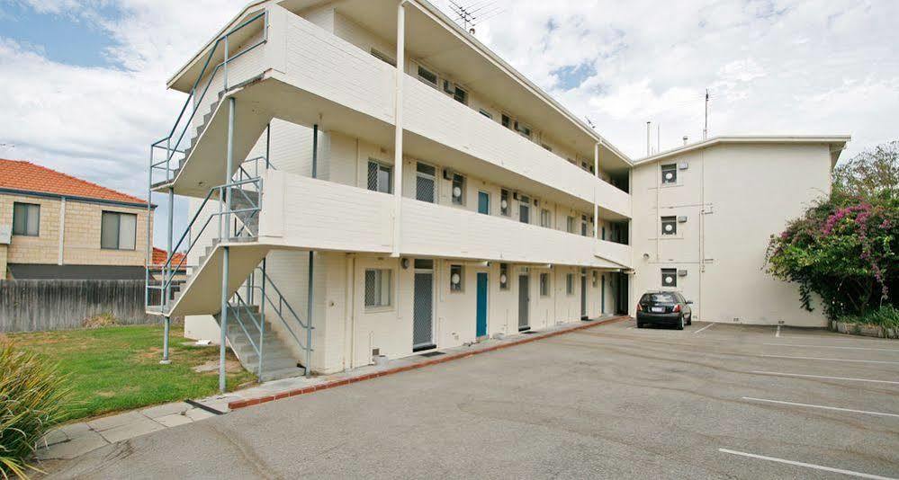 Malibu Apartments - Perth Kültér fotó